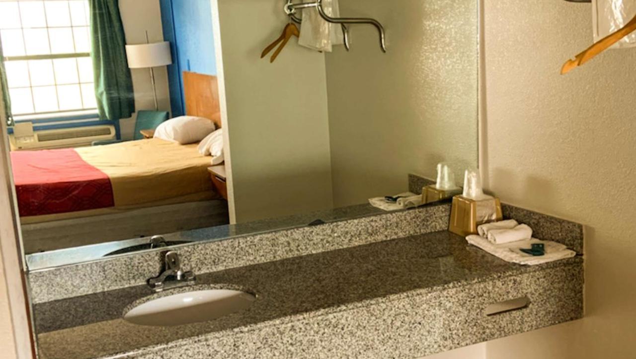 Luxury Inn Forrest City Exterior foto