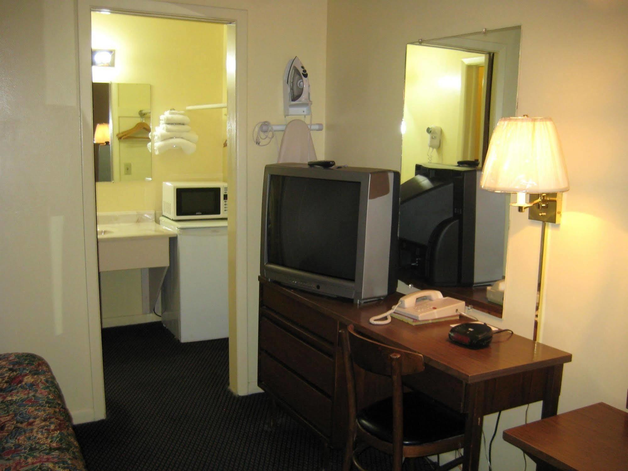 Luxury Inn Forrest City Exterior foto